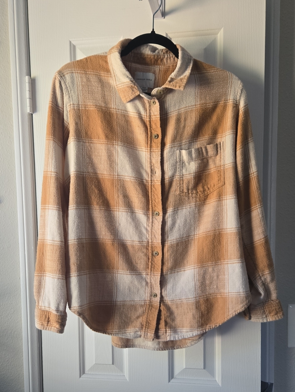 American Eagle Outfitters  Flannel Plaid Button-Down Shirt